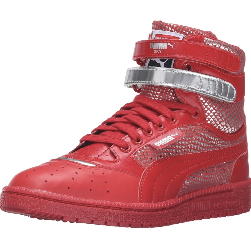 NWT PUMA HIGH TOP SNEAKERS